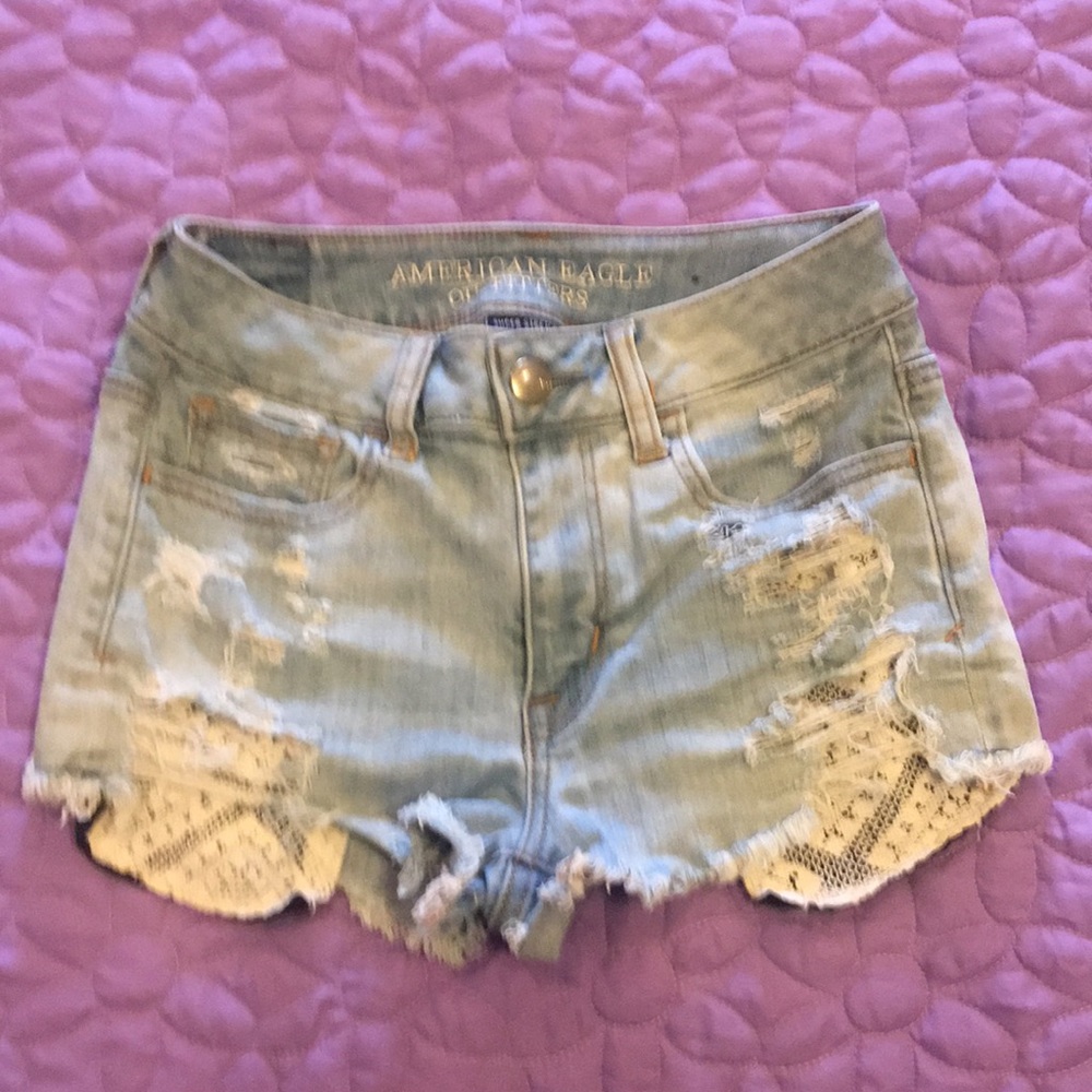Distressed American Eagle Festival Shorts w/ lace pockets